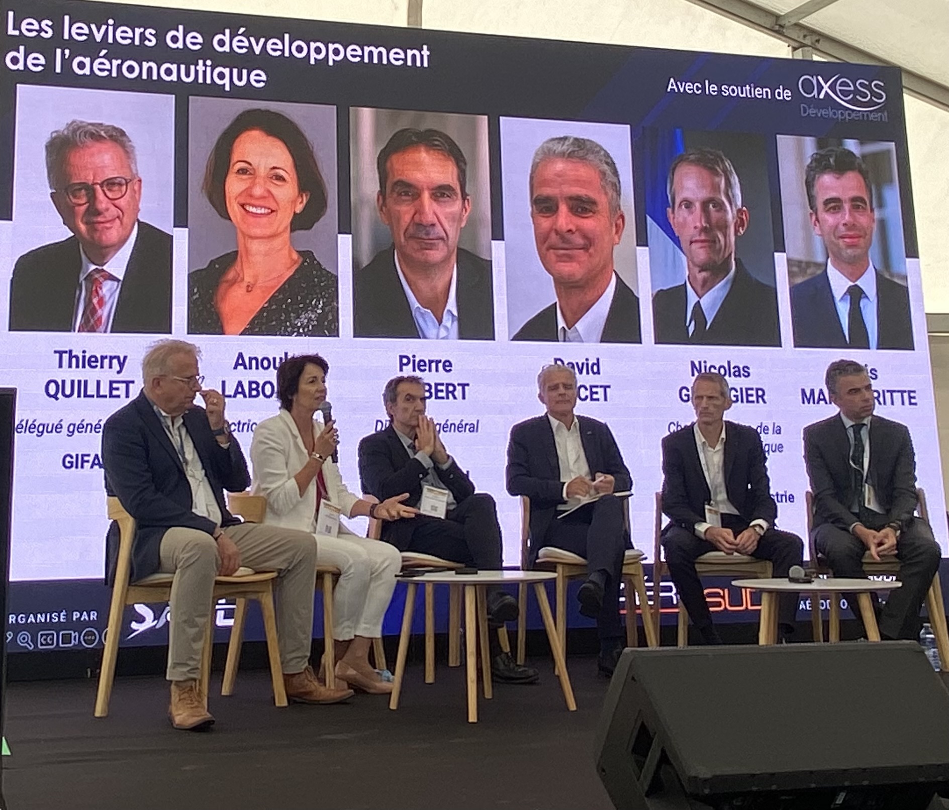 Aerospace industry leaders discussing development priorities at the AeroSud Regional Summit